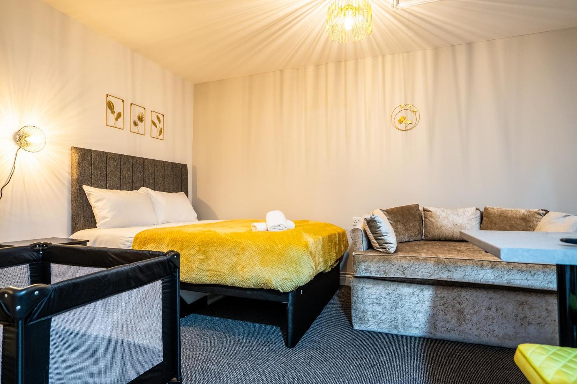 Kunda House In Tyseley Apartment Birmingham Luaran gambar