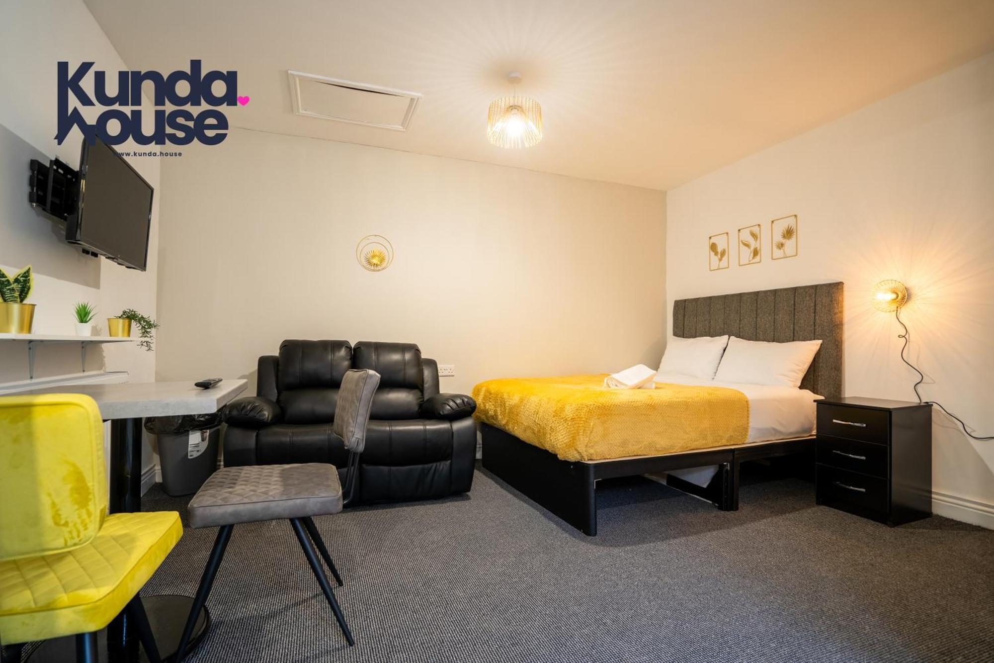 Kunda House In Tyseley Apartment Birmingham Luaran gambar