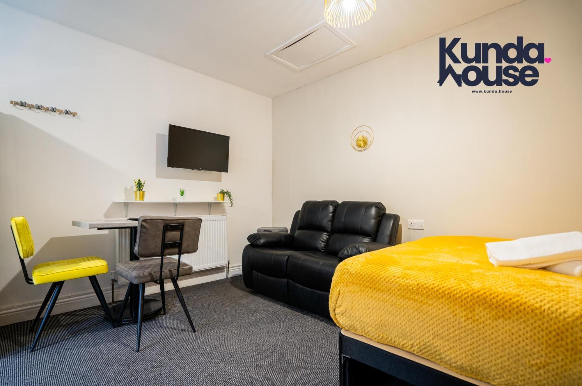 Kunda House In Tyseley Apartment Birmingham Luaran gambar